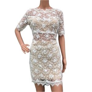 Luxxel, lace floral V-Back Dress